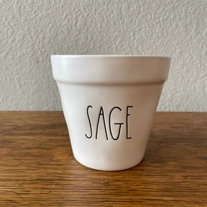 Rae Dunn Candle/flower pot